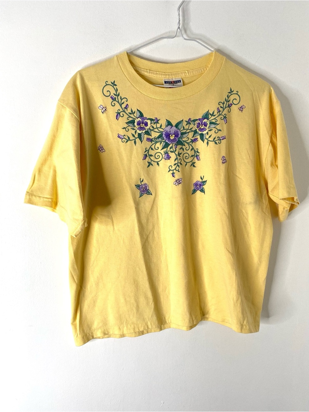 Jerzees Vintage Floral Vine Graphic Tee Yellow Rib Crew Neck Oversized Crop Fit